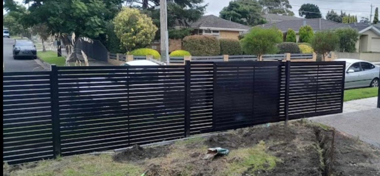 Aluminium Slat Fencing project 8