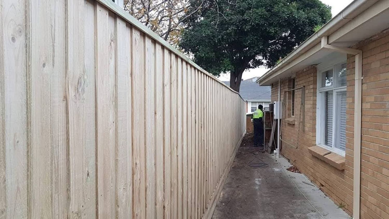 Timber boundary fence 12