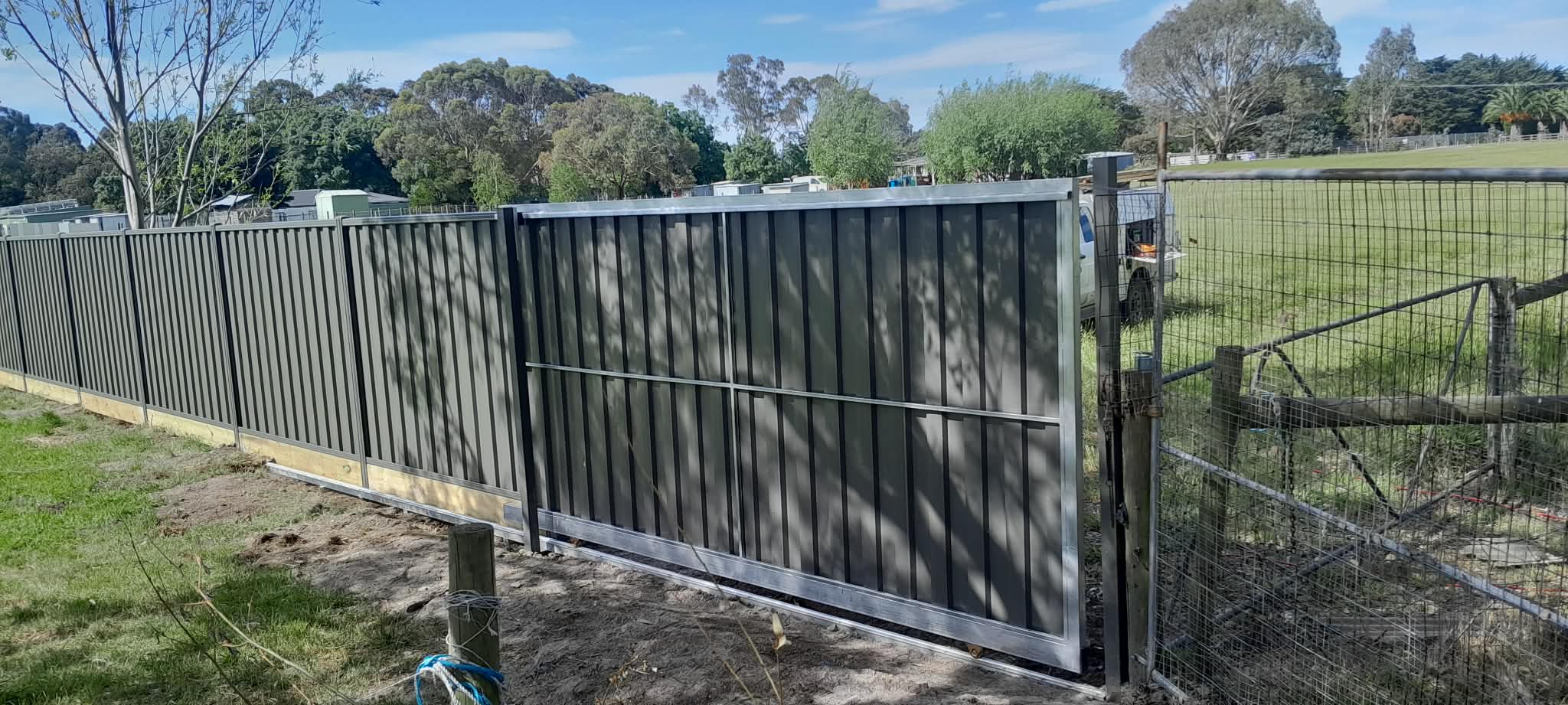 Colorbond fence and gate project 10